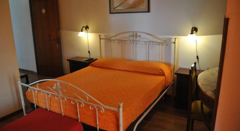 Holiday Home Villa Romana เรอัลมอนเต ภายนอก รูปภาพ